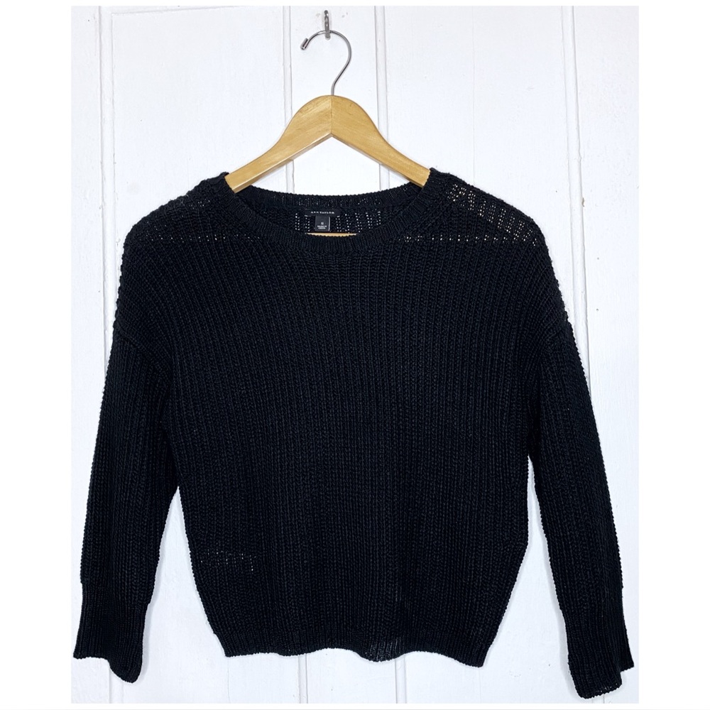 VINTAGE : Ann Taylor : size : S : black long sleeve cropped fall winter sweater